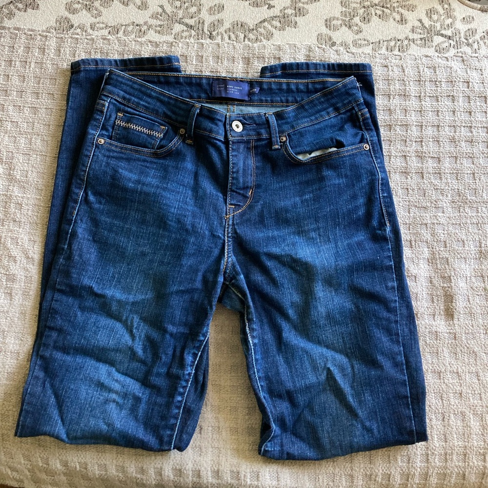 Women’s Levi’s Classic Demi Curve Slim Leg Jeans Size 6/28 EUC